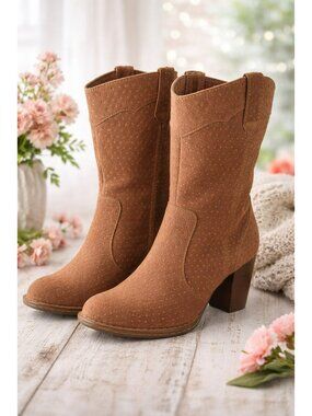 Born Genevieve Brown Suede Polka Dot Western Boots With Stacked Heel Size 7.5